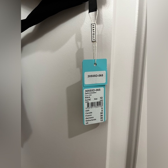 NWT Seafolly Swimsuit Top Black - Picture 2 of 3